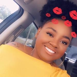 Meet your Posher, Kiana